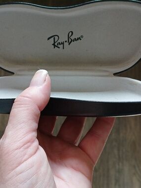Ray-Ban Black Hard Shell Eyeglasses Sunglasses Case.